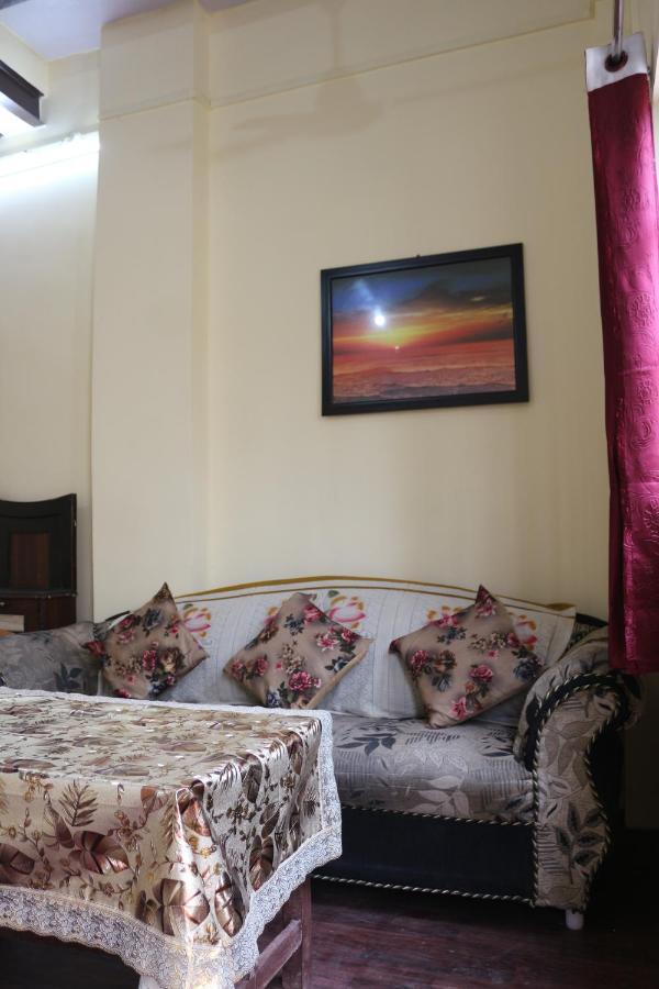 Mother Hostel Варанасі Екстер'єр фото