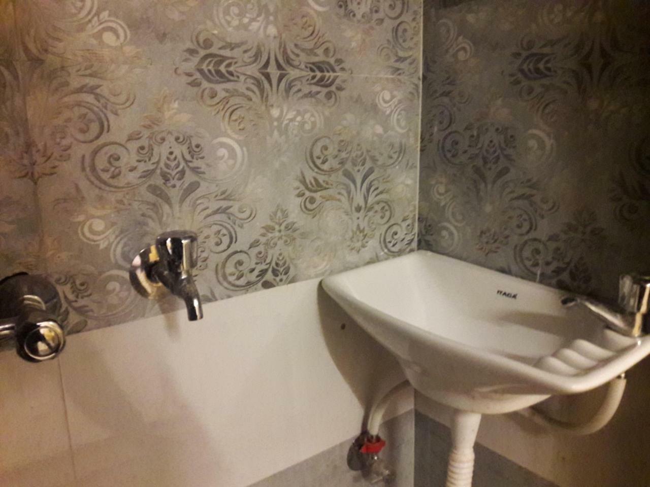 Mother Hostel Варанасі Екстер'єр фото